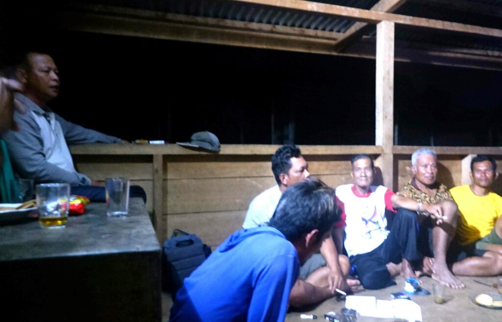 Melawan Gempuran Kapal Penjarah 2 Lampiran Gambar