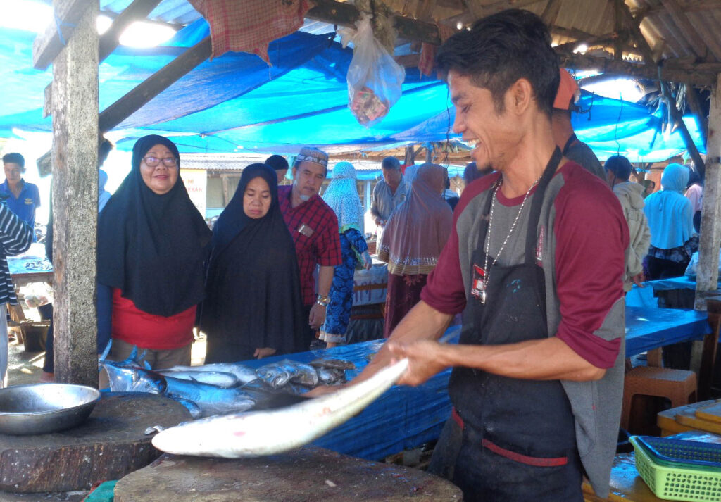 Kehidupan Nelayan Pasie Nan Tigo: “Laut Sekarang Berbeda” 5 Lampiran Gambar