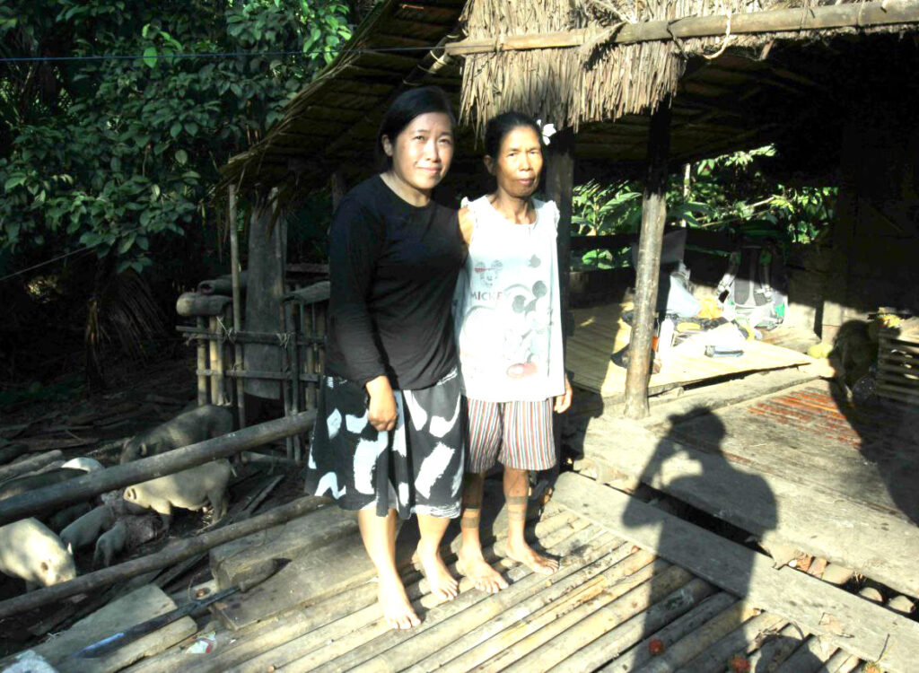 Babi-Babi yang Dimantra di Hutan Siberut 11 Lampiran Gambar